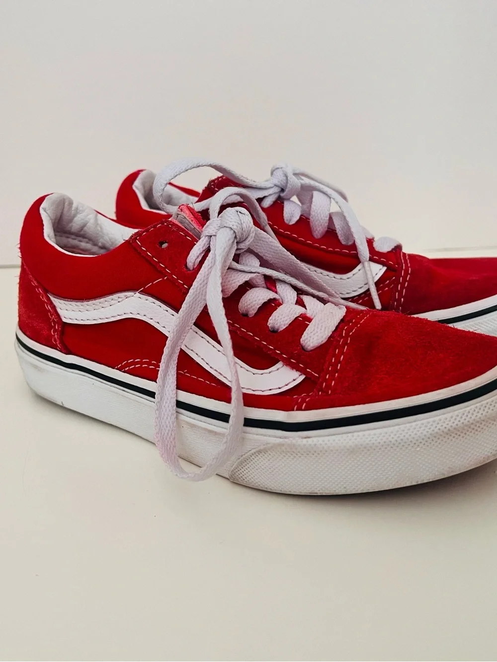 Kids Red Low-Top Old Skool Skate Sneakers with White Side Stripe Sz. 1.0
